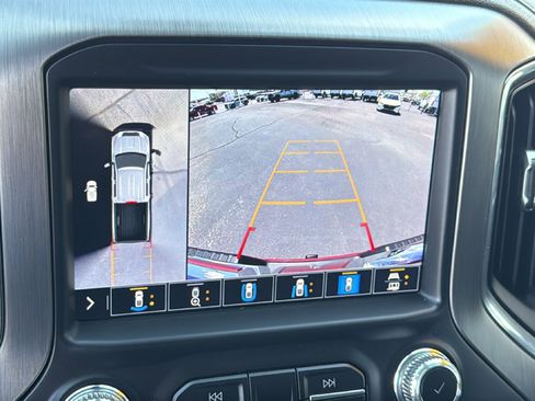 Used 2021 GMC Sierra 2500 Denali w/ Denali Ultimate Package AWD/4WD image 22