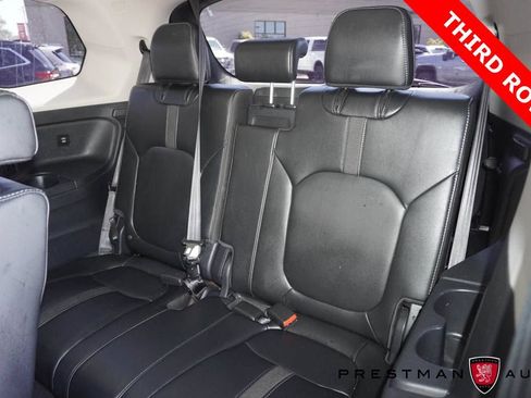 Used 2025 Honda Pilot EX-L image 4