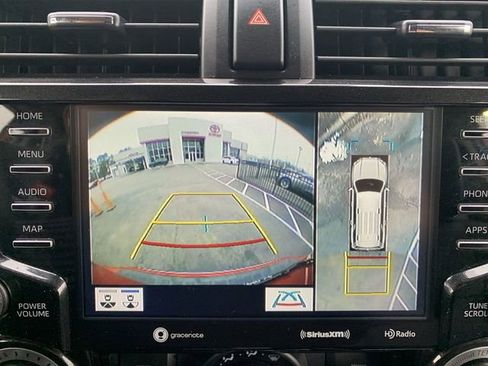 Certified 2022 Toyota 4Runner TRD Off-Road Premium image 22