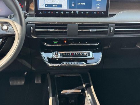 Certified 2023 Lincoln Corsair Reserve w/ Jet Appearance Package image 14