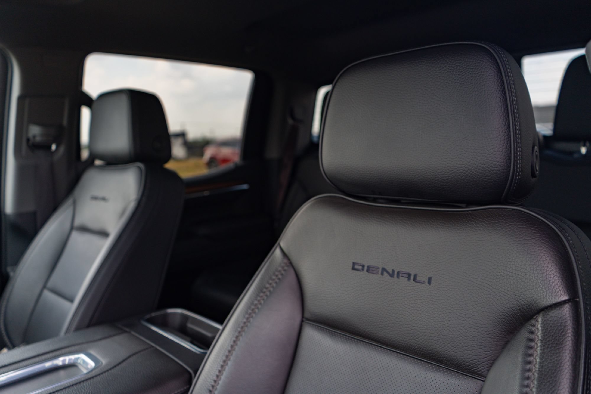 Used 2022 GMC Sierra 1500 Denali AWD/4WD image 10