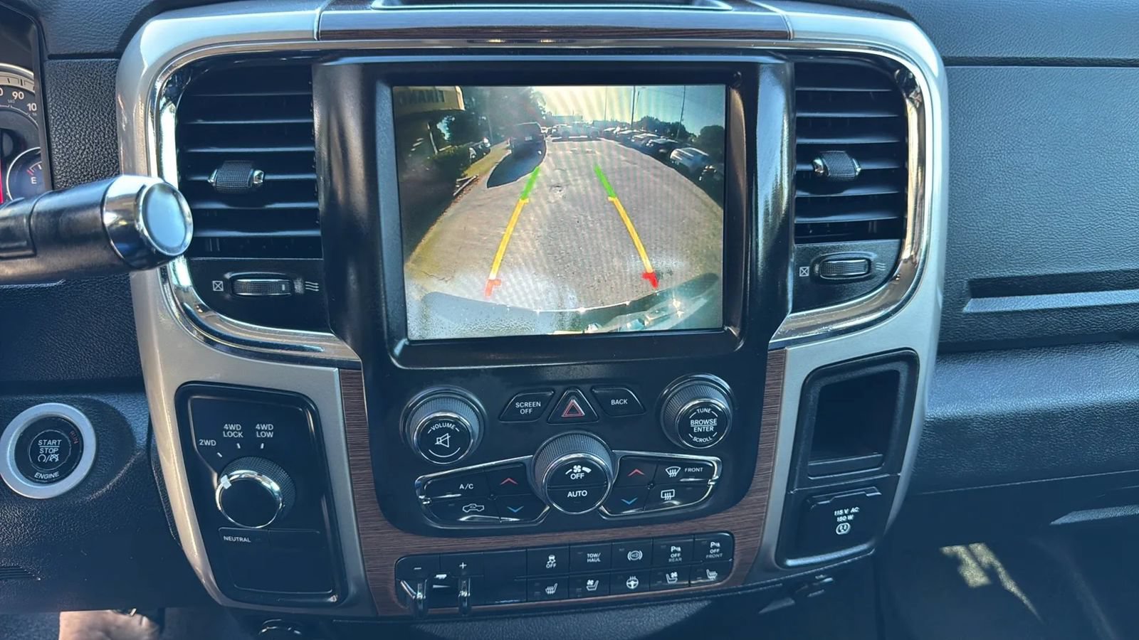 Used 2016 RAM 2500 Laramie AWD/4WD image 14