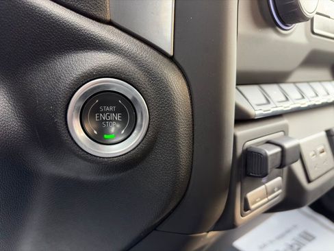 Used 2025 Chevrolet Silverado 1500 W/T w/ WT Value Package image 19