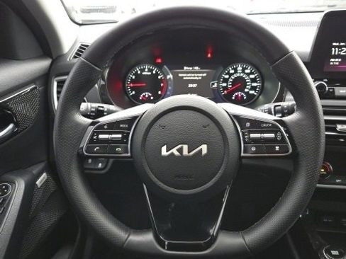 Certified 2023 Kia Seltos SX w/ SX Sunroof Package image 23