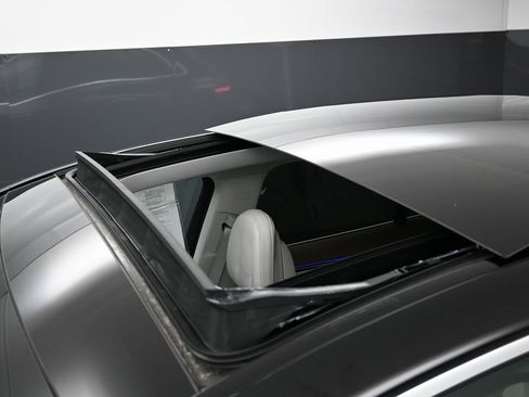 Used 2023 Mercedes-Benz EQS 580 4MATIC SUV image 12