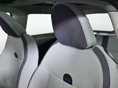 Used 2025 MINI Cooper S image 26