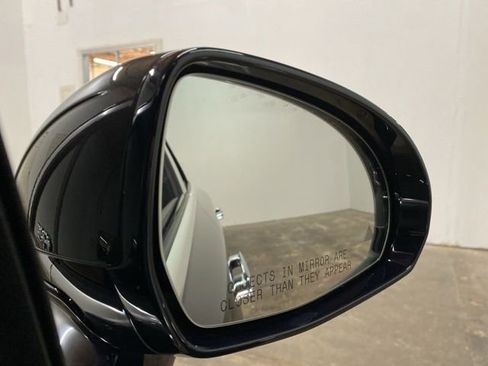 Used 2023 Mercedes-Benz EQS 580 4MATIC Sedan image 91