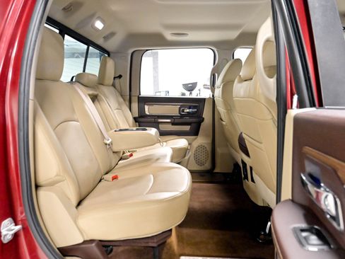 Used 2014 RAM 1500 Laramie w/ Convenience Group RWD image 28