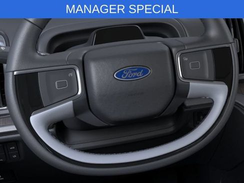 New 2025 Ford Expedition Platinum w/ Platinum Ultimate Package AWD/4WD image 12