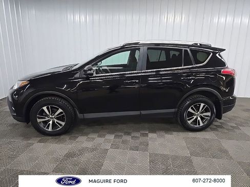 Used 2018 Toyota RAV4 XLE w/ Plus Extra Value Package AWD/4WD image 6