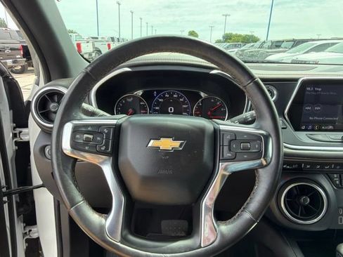 Used 2022 Chevrolet Blazer Premier w/ Enhanced Convenience Package AWD/4WD image 27
