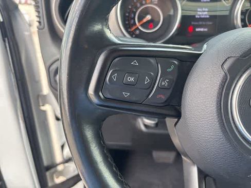 Used 2019 Jeep Wrangler Unlimited Sport S AWD/4WD image 11