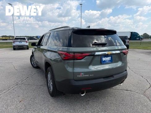 Used 2023 Chevrolet Traverse LT AWD/4WD image 11