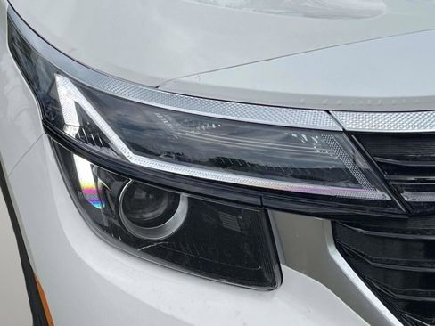 New 2026 Kia Seltos S FWD image 31
