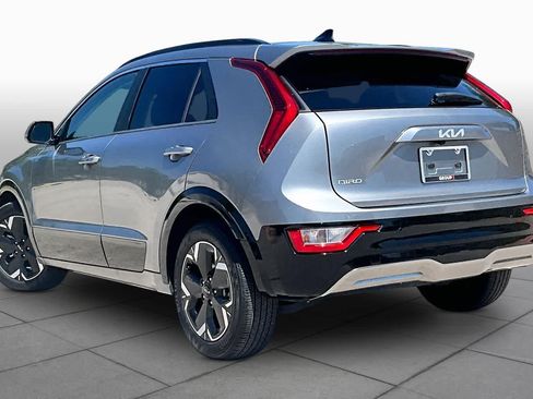 Used 2024 Kia Niro Wind FWD image 11