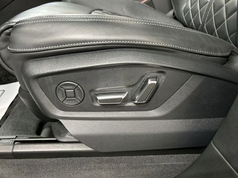 Certified 2023 Audi SQ7 Premium Plus AWD/4WD image 11