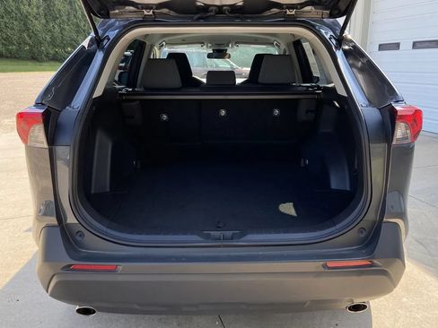 Used 2025 Toyota RAV4 XLE AWD/4WD image 24