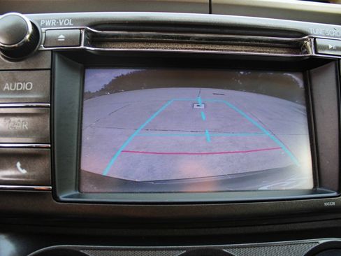 Used 2014 Toyota RAV4 LE FWD image 10