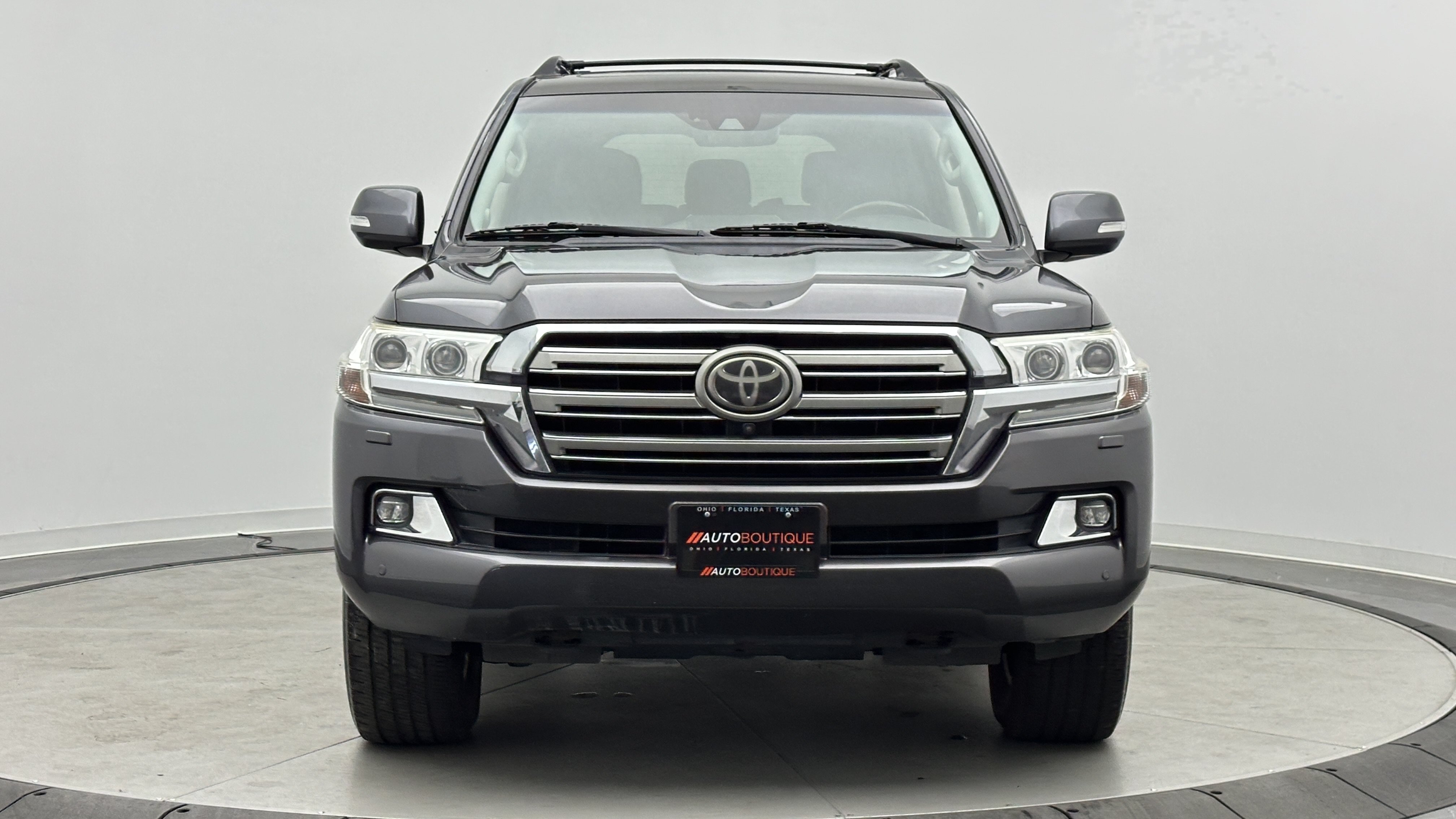 Used 2017 Toyota Land Cruiser AWD/4WD image 2