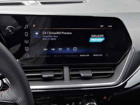 Used 2025 Chevrolet Trax RS w/ Driver Confidence Package FWD image 16