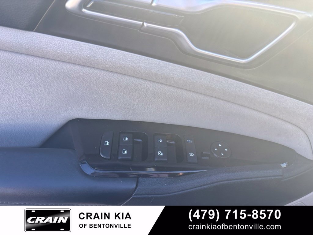 Used 2024 Kia Sportage EX FWD image 14