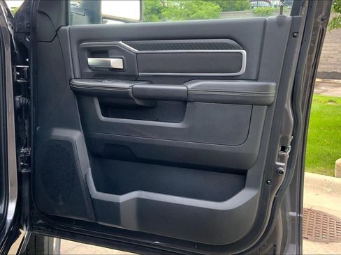Used 2025 RAM 2500 Big Horn AWD/4WD image 26