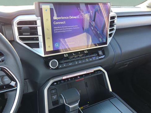 Used 2025 Toyota Tundra Platinum image 19