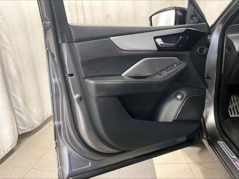 Used 2024 Acura MDX A-Spec image 9