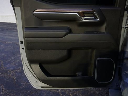 Used 2024 Chevrolet Silverado 1500 LT image 24