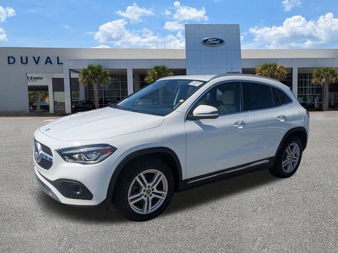 Used 2021 Mercedes-Benz GLA 250 4MATIC w/ Premium Package image 8