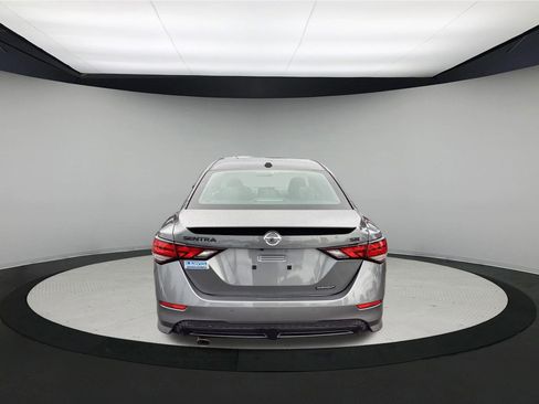 Used 2023 Nissan Sentra SR w/ Midnight Edition Package FWD image 7