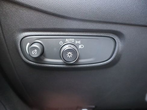 Used 2024 Chevrolet Equinox RS FWD image 15