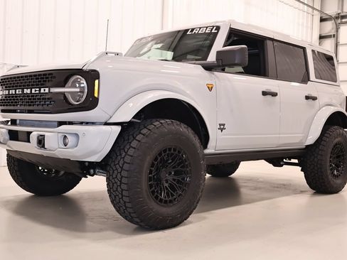 New 2026 Ford Bronco Badlands AWD/4WD image 5