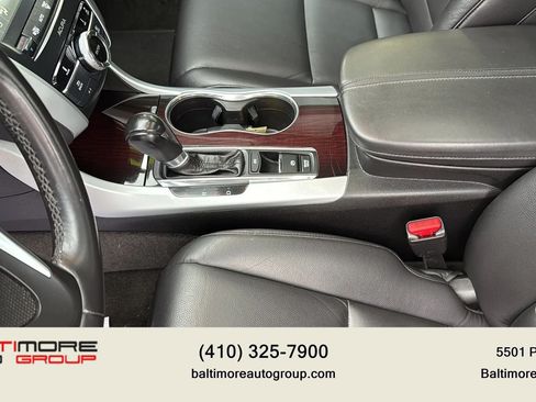 Used 2017 Acura TLX FWD image 15