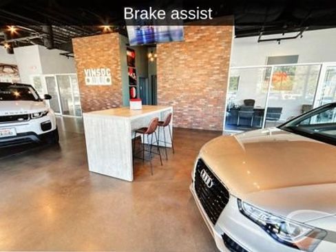 Used 2012 BMW 528i xDrive Sedan image 7