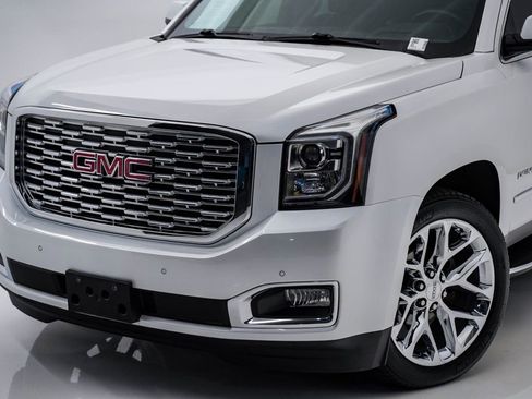 Used 2018 GMC Yukon XL Denali w/ Open Road Package image 4