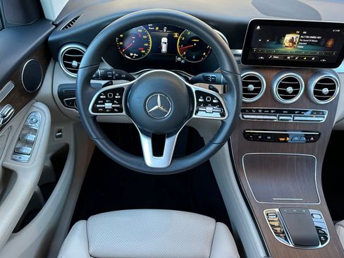 Certified 2022 Mercedes-Benz GLC 300 4MATIC image 13