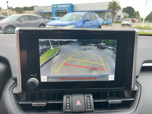 Used 2024 Toyota RAV4 XLE Premium FWD image 22