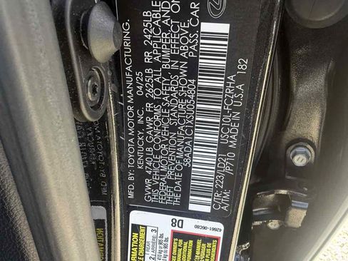 Used 2025 Lexus ES 300h w/ Premium Package FWD image 21