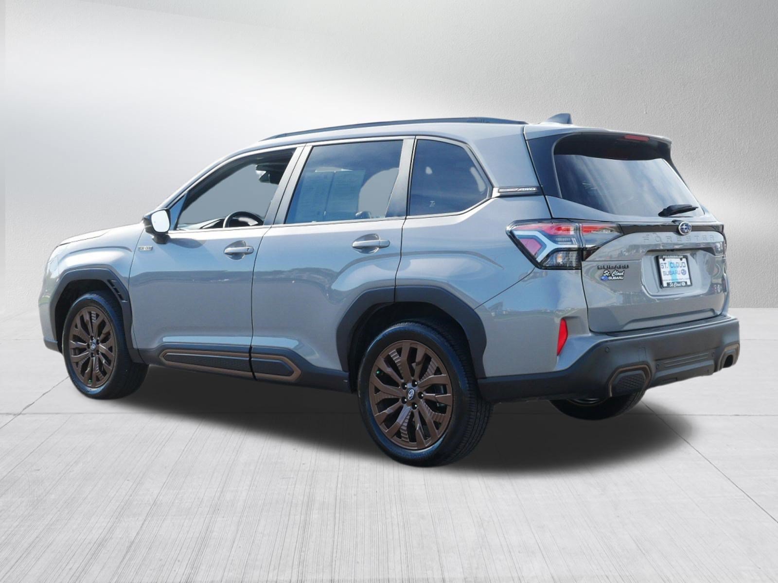 Used 2025 Subaru Forester Sport AWD/4WD image 5