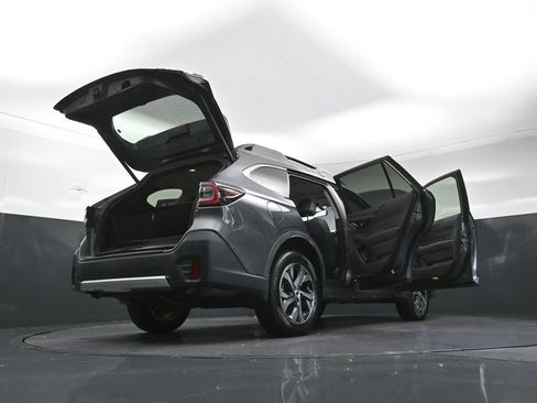 Used 2021 Subaru Outback Limited XT w/ Popular Package #2 AWD/4WD image 48