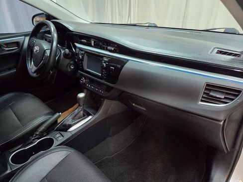 Used 2016 Toyota Corolla S image 18