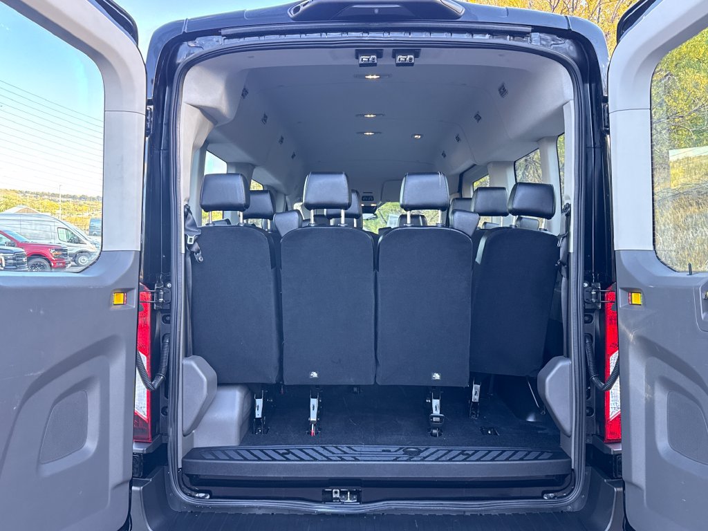Used 2023 Ford Transit 350 XL AWD/4WD image 7