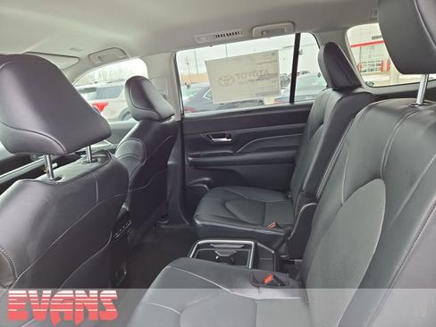 Certified 2026 Toyota Grand Highlander XLE image 24