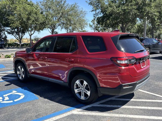 Certified 2024 Honda Pilot EX-L image 6