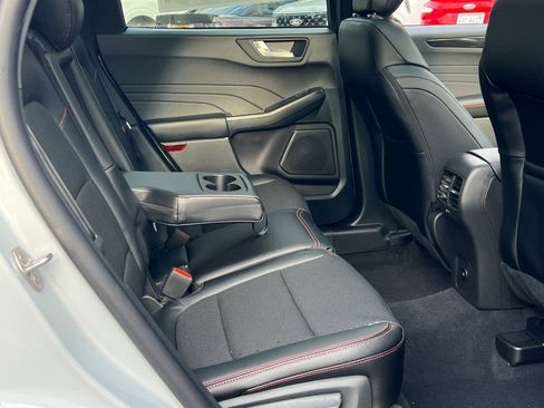 New 2026 Ford Escape ST-Line w/ Cold Weather Package image 9