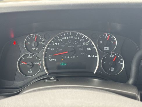 Used 2024 GMC Savana 2500 w/ Driver Convenience Package image 21