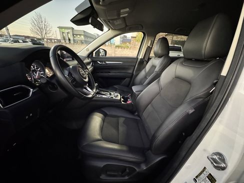 Used 2019 MAZDA CX-5 Touring image 5