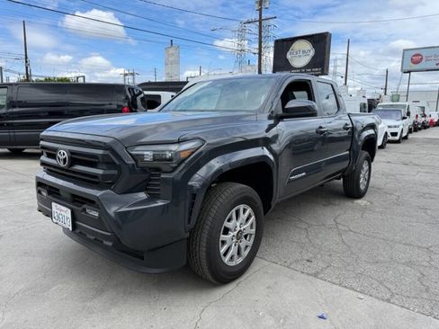 Used 2024 Toyota Tacoma SR5 image 3