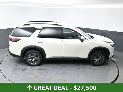 Used 2024 Nissan Pathfinder SV AWD/4WD image 45